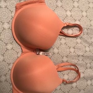 VICTORIAS SECRET 38ddd salmon color lined demi